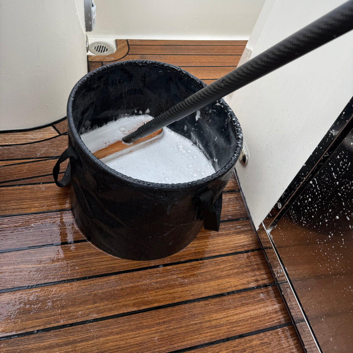 The Bucket - 20L Foldable Bucket